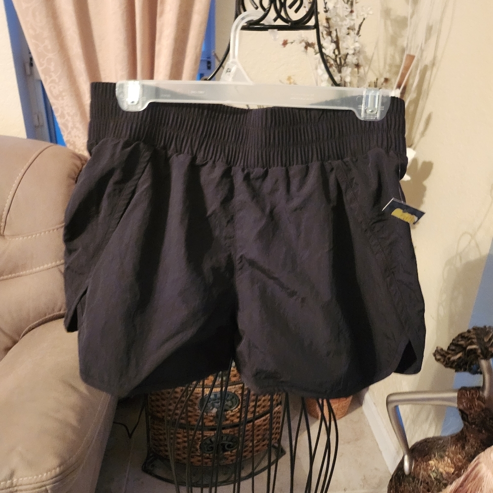 Athletic Works shorts size juniors XXL (18)